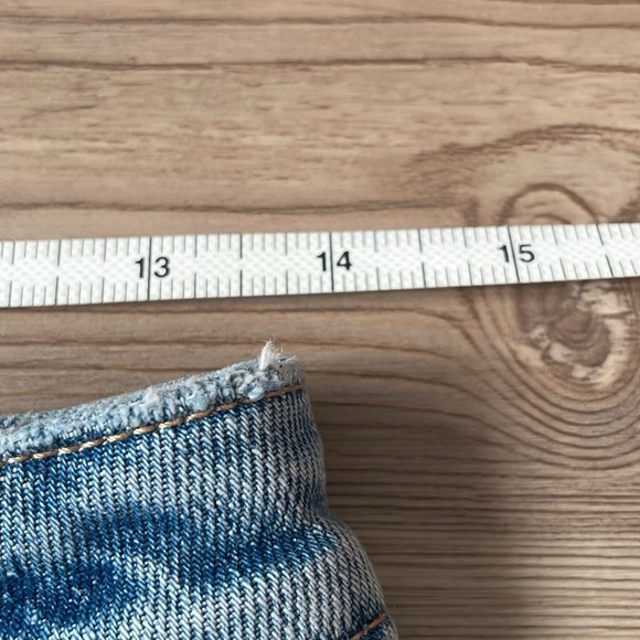 American Eagle Super Hi-rise Jean Mini Skirt Size 2 (26) Rigid denim Raw hem NWT - Picture 10 of 13